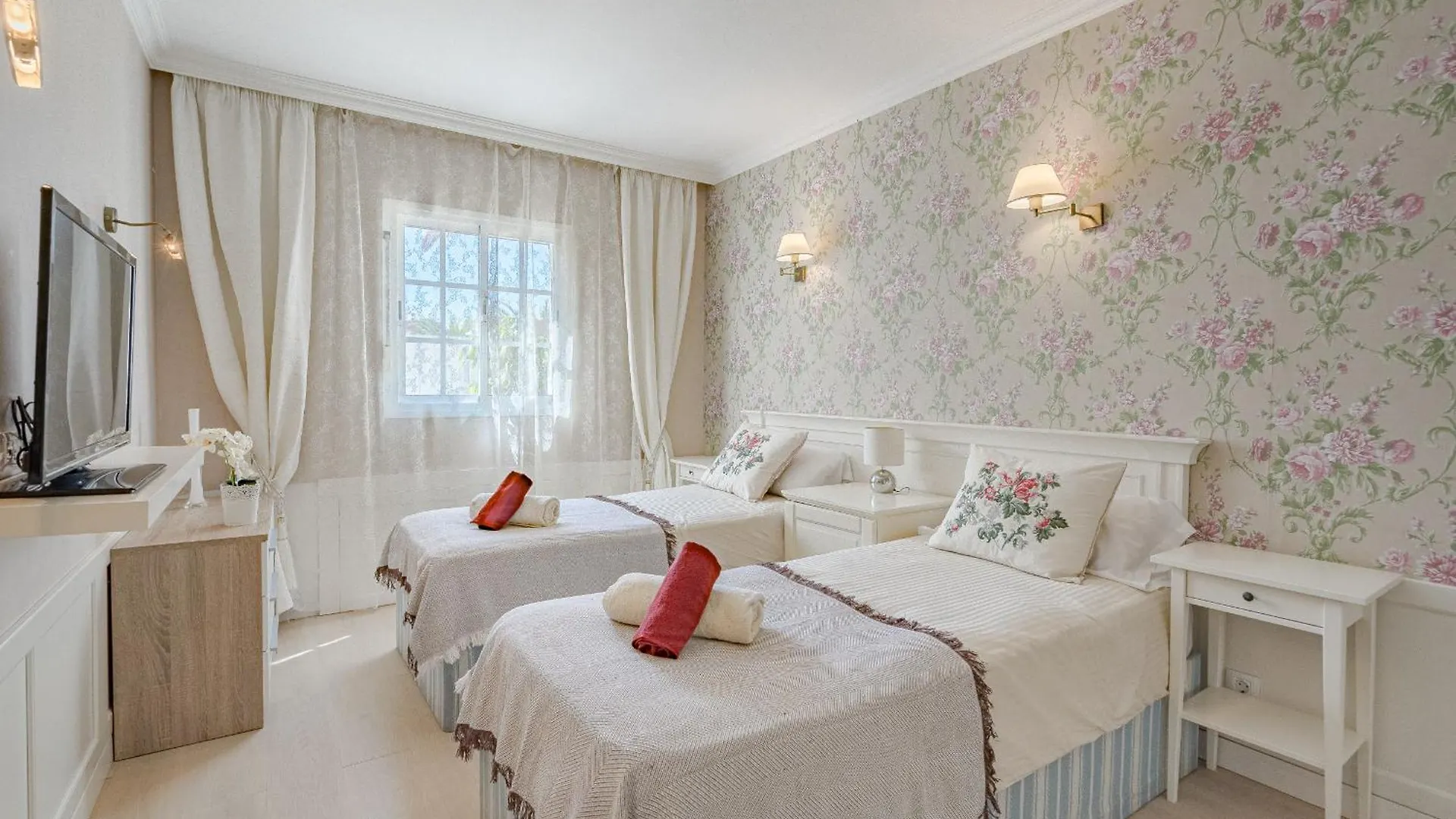 Villa Con Piscina En Madronal Fanabe, Costa Adeje  Costa Adeje (Tenerife)