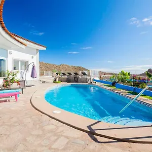  Villa Sara In Costa Adeje